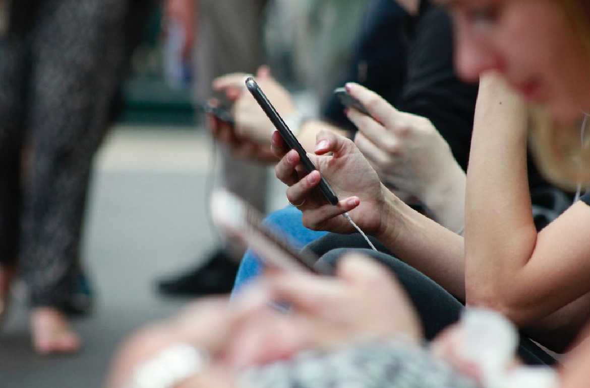 Simple Tips to Build, Engaged and Retain Audience on Social Media Simple Tips to Build, Engaged and Retain Audience on Social Media